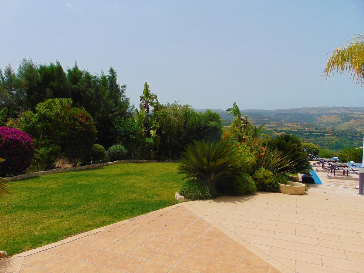 Golden Valley Villa Skoulli Luaran gambar