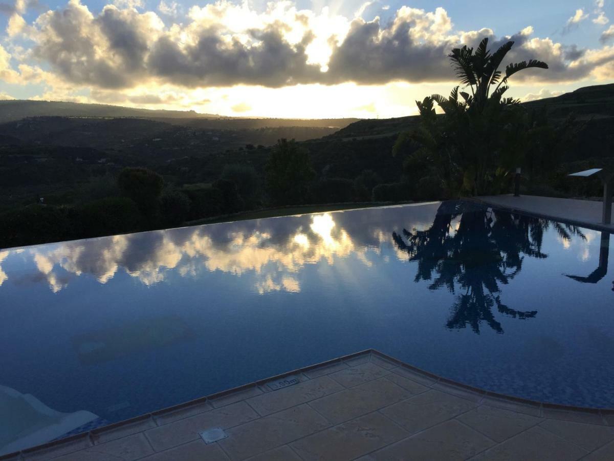 Golden Valley Villa Skoulli Luaran gambar
